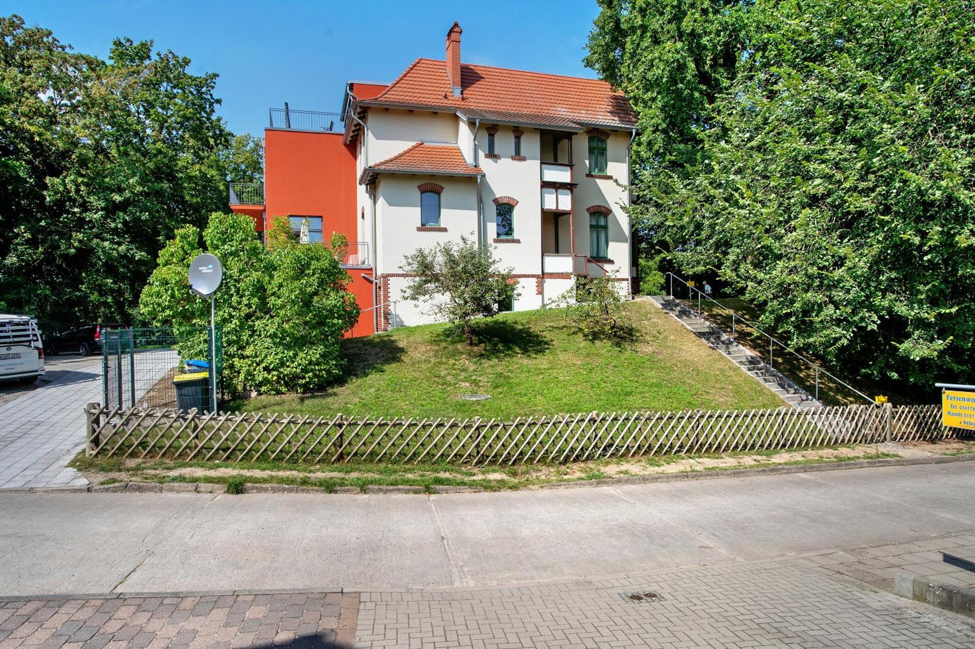 Traumschloesschen 100 M Vom Strand Villa Heringsdorf  Exterior photo